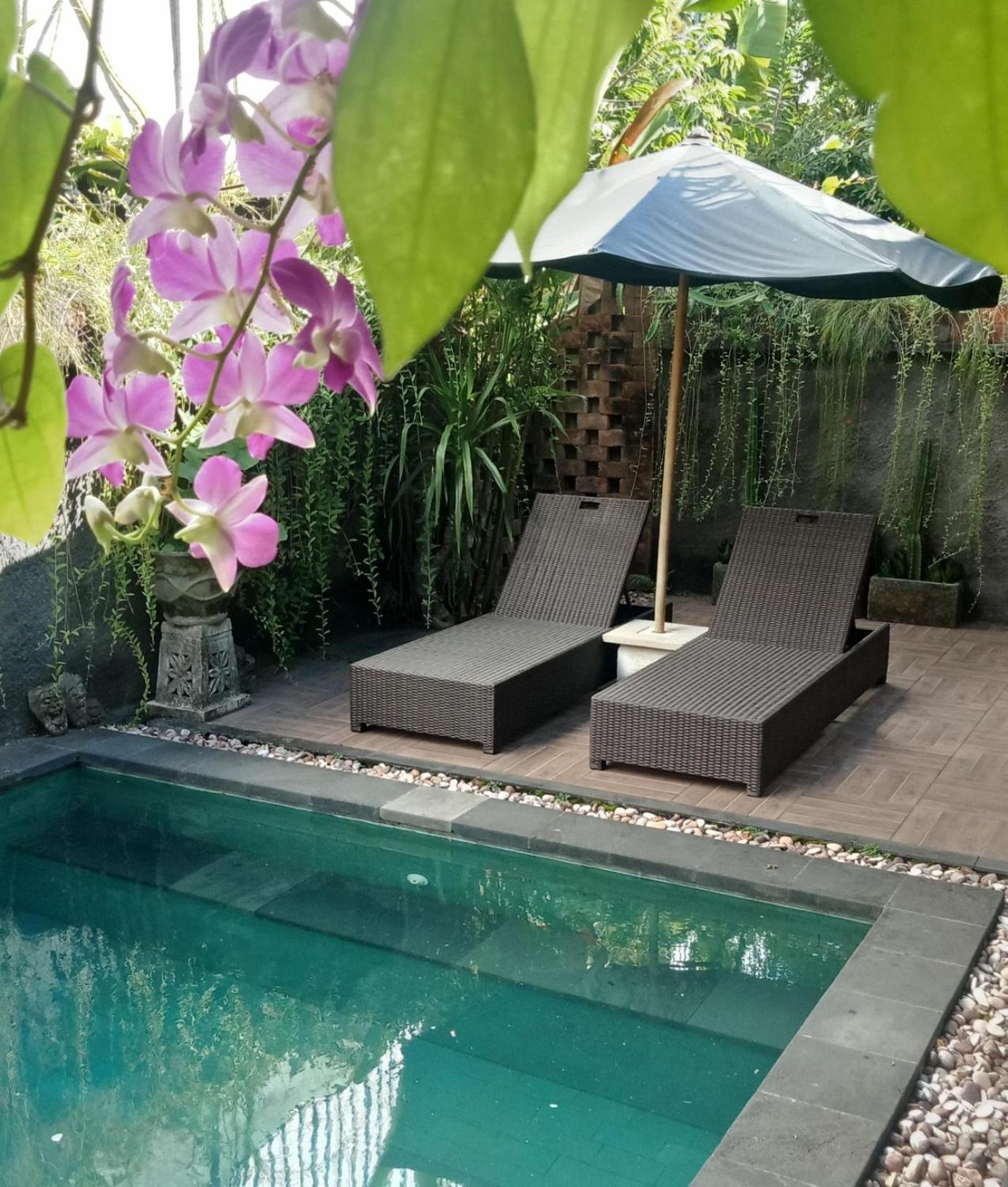 D'Puja Home Stay And Spa Нуса Дуа Екстериор снимка