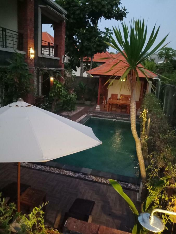 D'Puja Home Stay And Spa Нуса Дуа Екстериор снимка