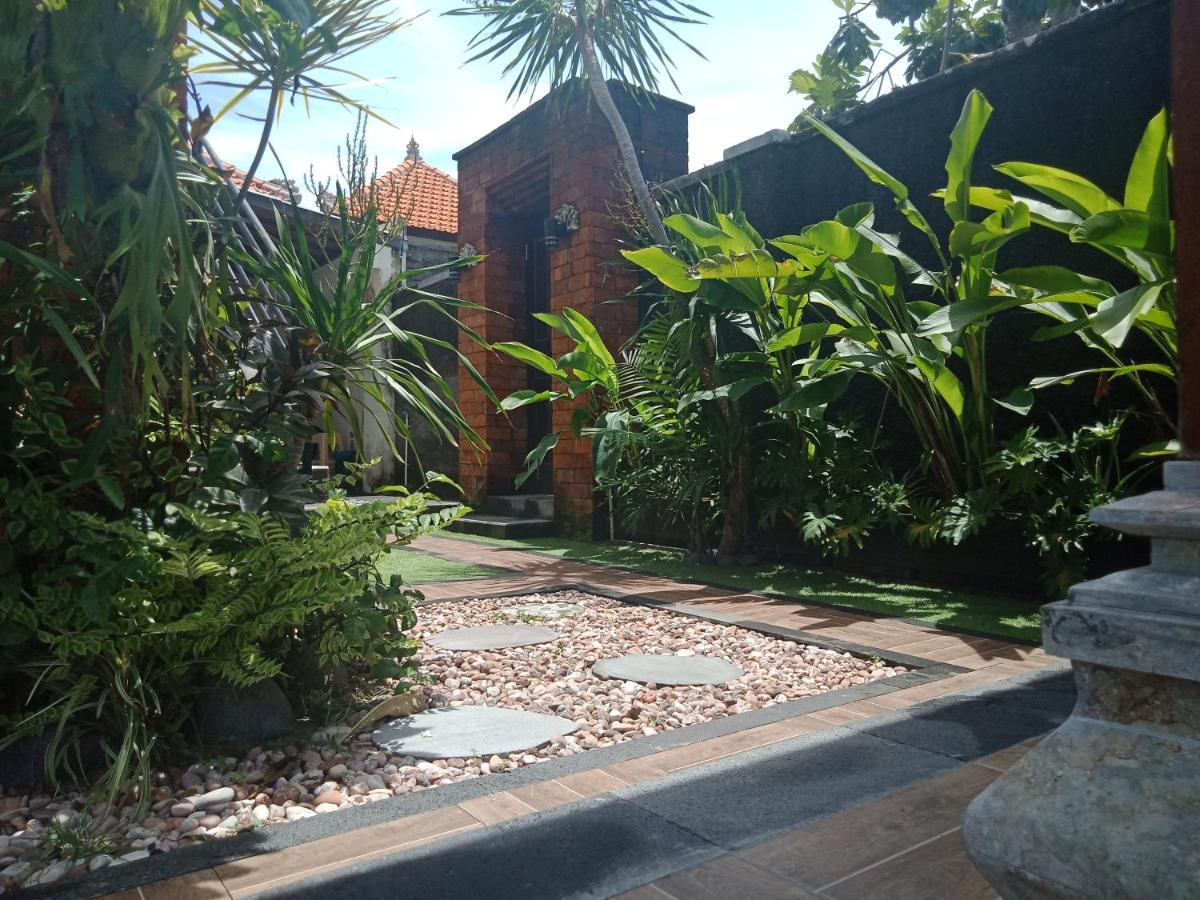 D'Puja Home Stay And Spa Нуса Дуа Екстериор снимка